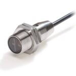 E3FC-DN15 2M SENSOR FOTOELETRICO M18, CORPO DE ACO INOX, DIFUSO,