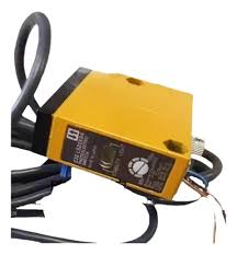 E3S-LS20XB4 E3S-LS20XB4 SENSOR FOTOELETRICO DIFUSO POR REA, 5-25CM, 12-24 V - Imagem 1
